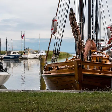 Ahrenshooper 04 Apartamento *